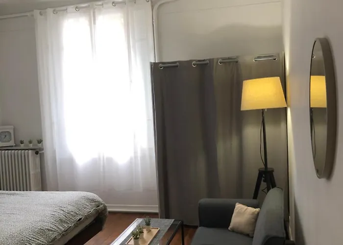 Studio Cosy Tres Bien Situe